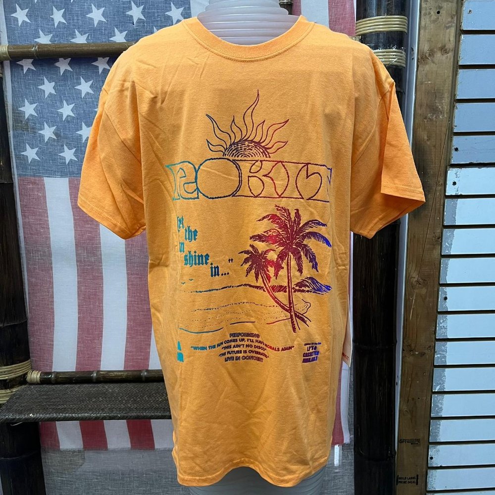 NWOT ROKIT 1pc Round Neck T-shirt